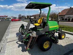 tracteur tondeuse John Deere 8500