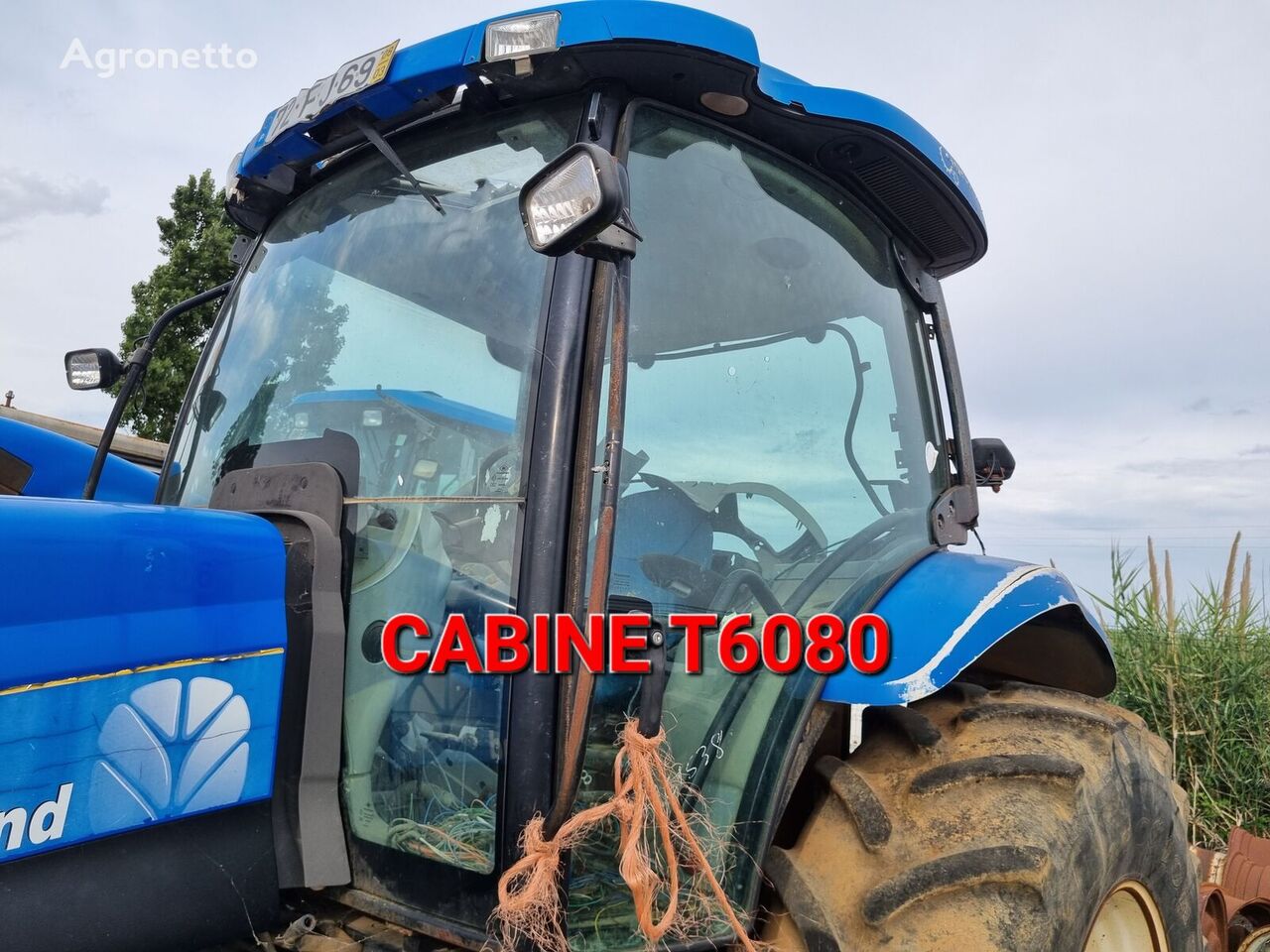 New Holland CABINE T6080 pour tracteur à roues