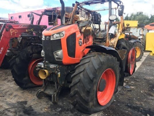 volant moteur Kubota M 7151 pour tracteur à roues