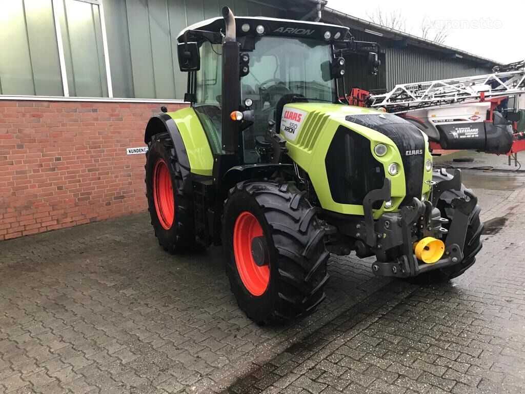 tracteur à roues Claas ARION 550 CMATIC