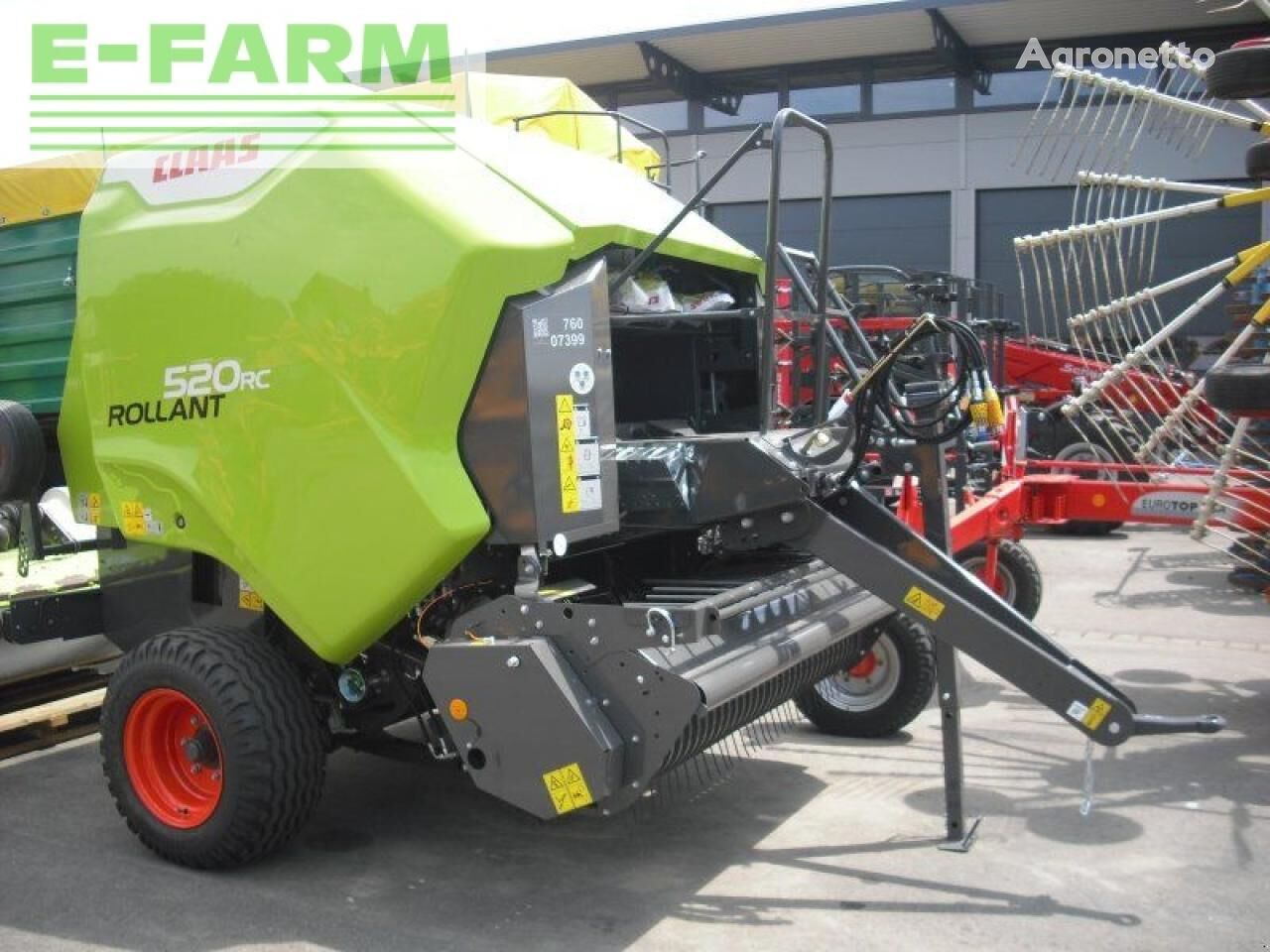 Claas rollant 520 rc vierkante balenpers